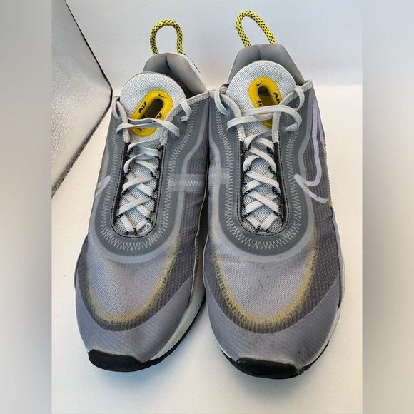 Nike Air Max 2090 Mens Shoes Size 10.5 Wolf Gray Yellow Black Running Athletic - Picture 1 of 16